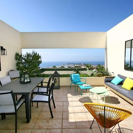 Le 22-2 Bedroom Apartment, 180 Sea View Terrace 방돌