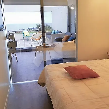 Le 22-2 Bedroom Apartment, 180 Sea View Terrace 방돌